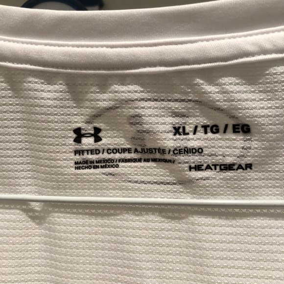 Under Armour Tank Top - Picture 2 of 3